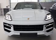 Porsche Cayenne 2