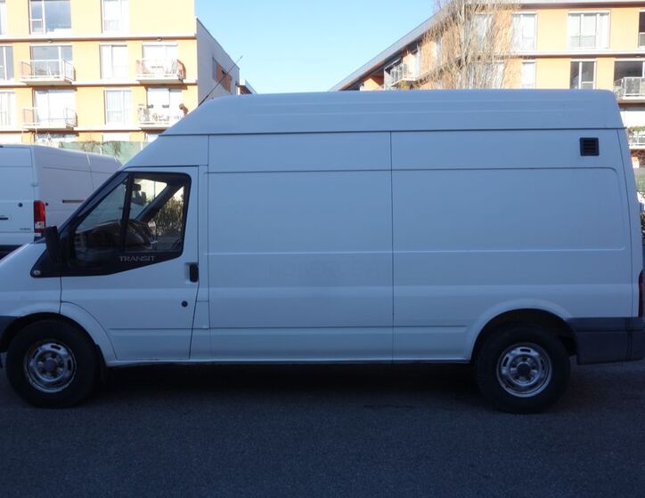 Ford Transit 10