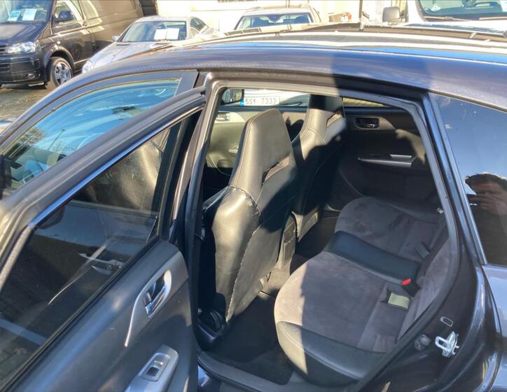 Subaru WRX STI 29