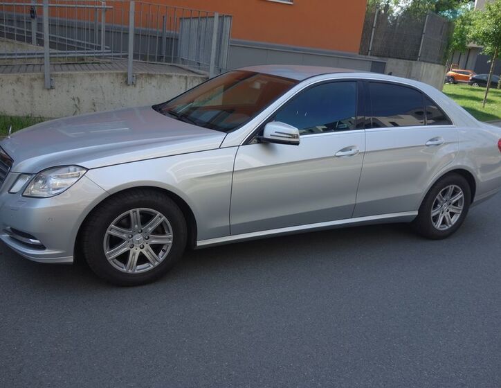 Mercedes-Benz Třídy E 4