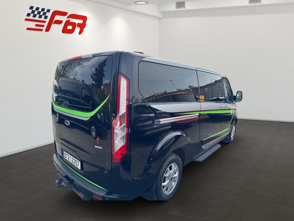 Ford Tourneo Custom