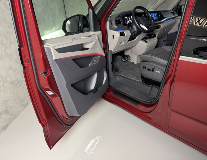 Volkswagen Multivan 25