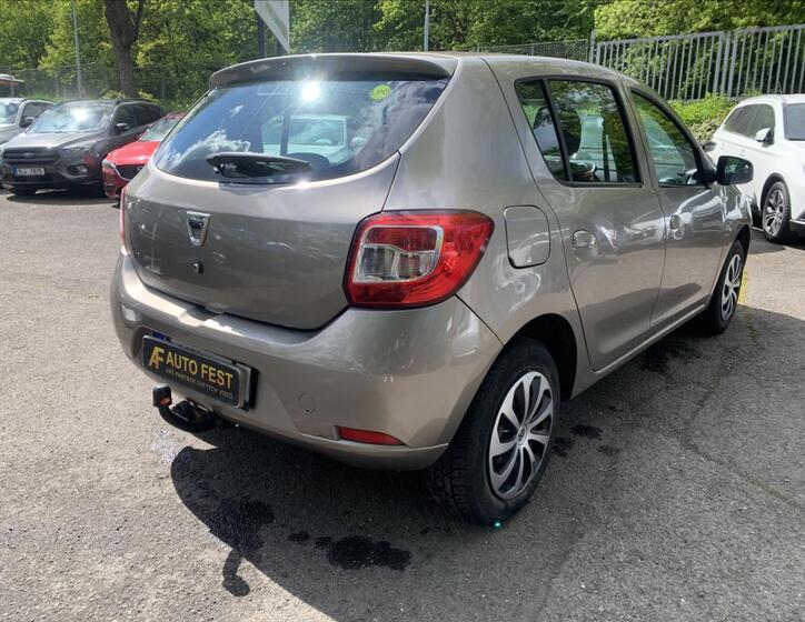 Dacia Sandero 5