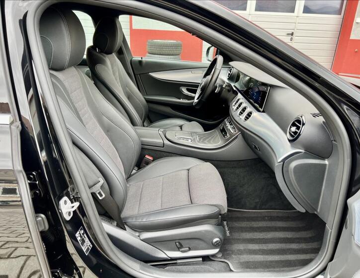 Mercedes-Benz Třídy E 21