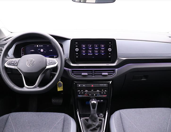 Volkswagen T-Cross 31