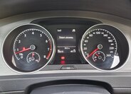 Volkswagen Golf 16