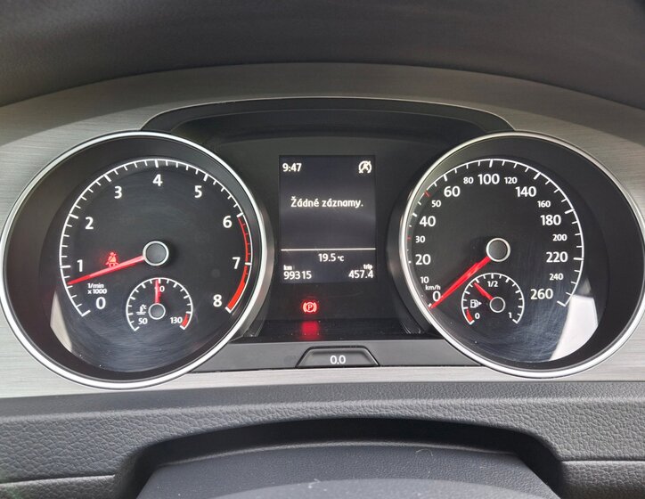 Volkswagen Golf 16