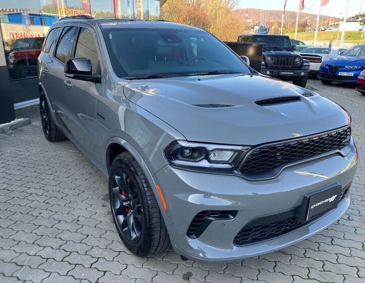 Dodge Durango 4