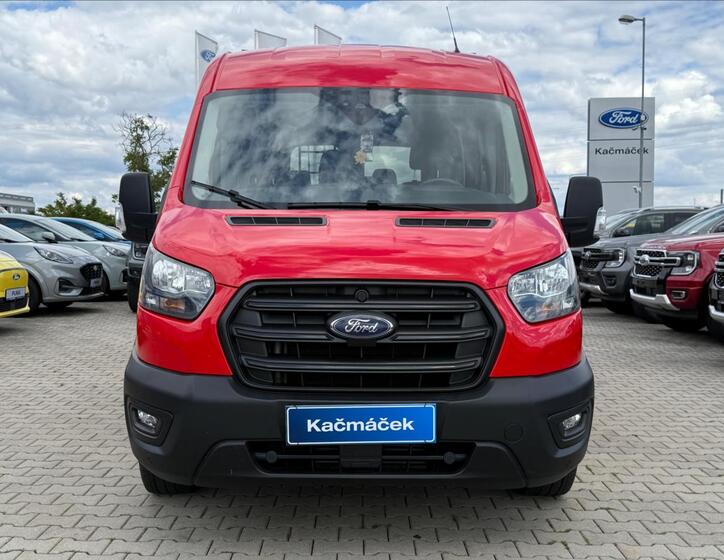 Ford Transit 8