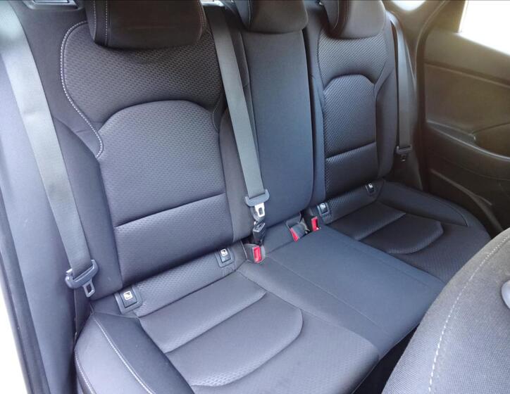 Hyundai i30 26