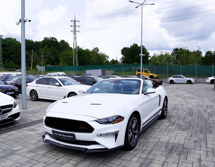 Ford Mustang 9