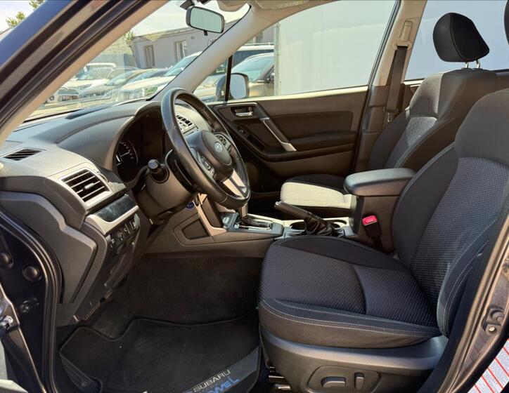 Subaru Forester 8