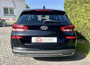 Hyundai i30 4