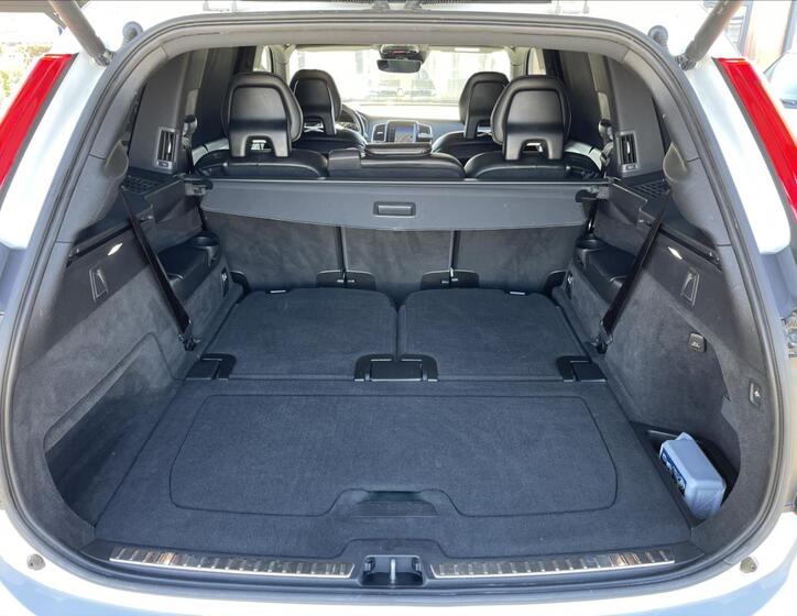 Volvo XC90 72