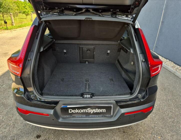 Volvo XC40 11
