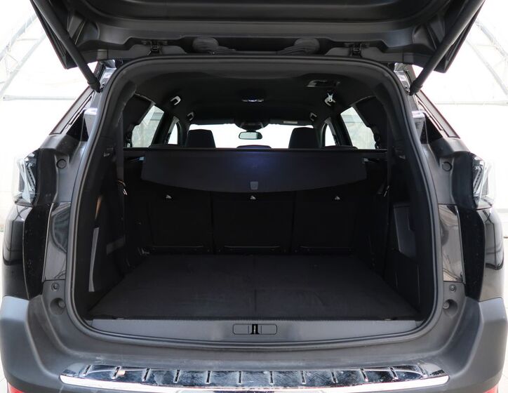 Peugeot 5008 12