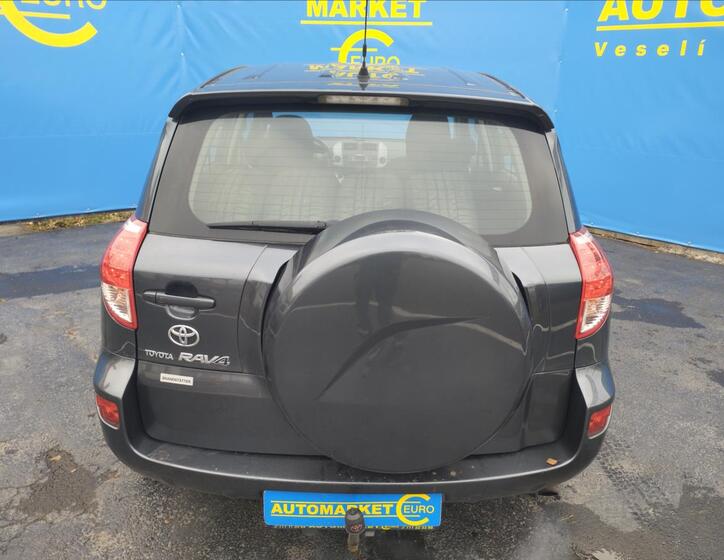 Toyota RAV4 5