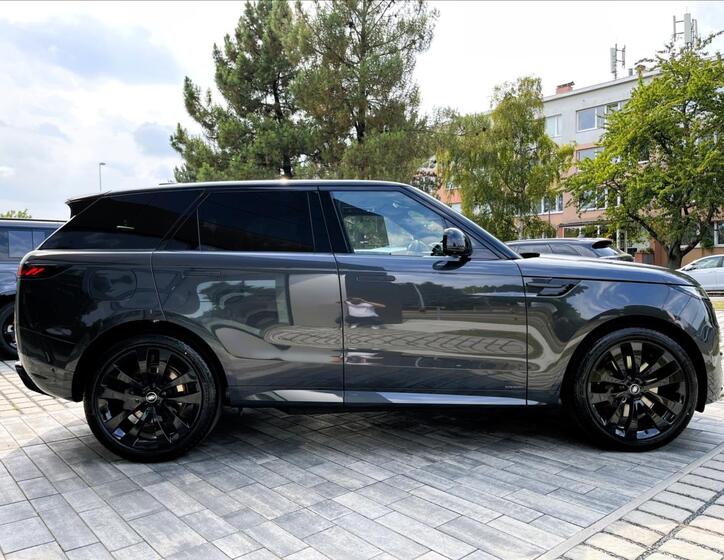 Land Rover Range Rover Sport 10