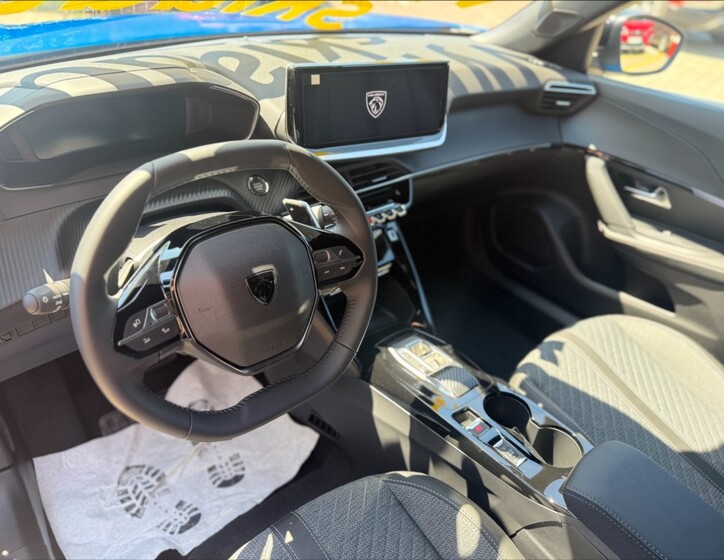 Peugeot 2008 10