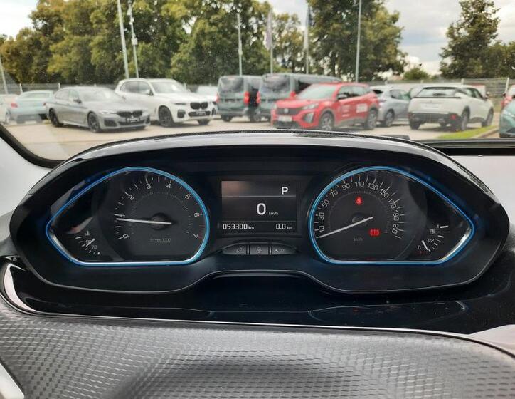 Peugeot 2008 16