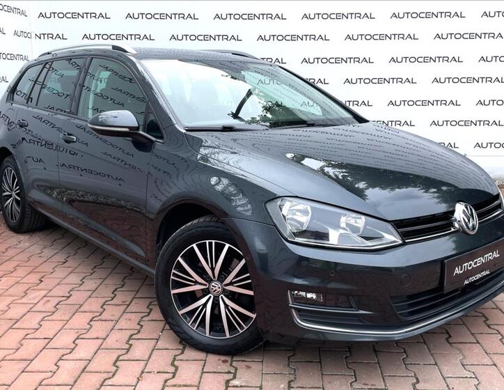 Volkswagen Golf 1