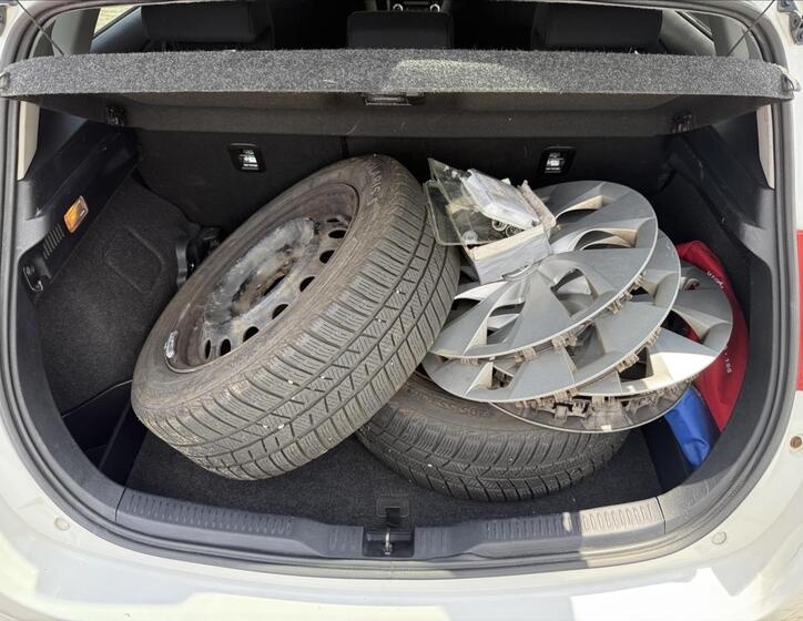 Toyota Auris 22