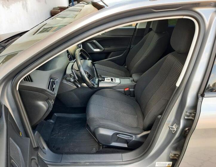 Peugeot 308 12