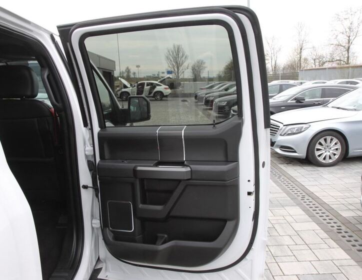 Ford F-150 24