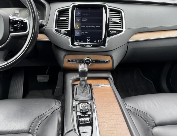 Volvo XC90 15