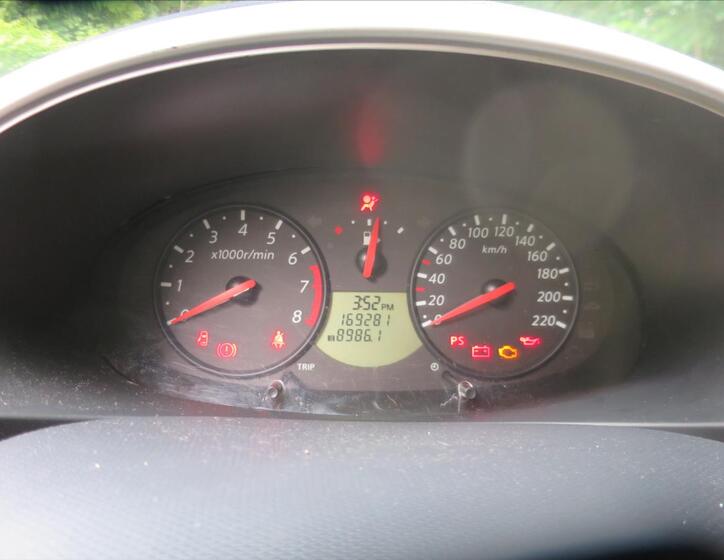 Nissan Micra 9