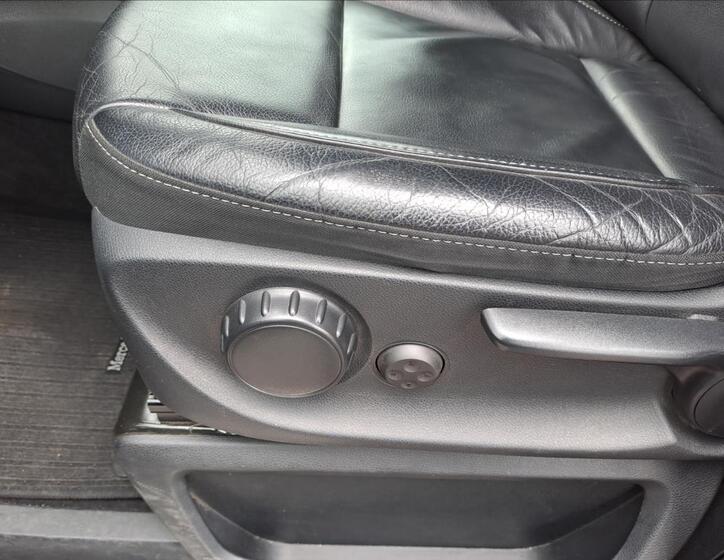 Mercedes-Benz Třídy V 12