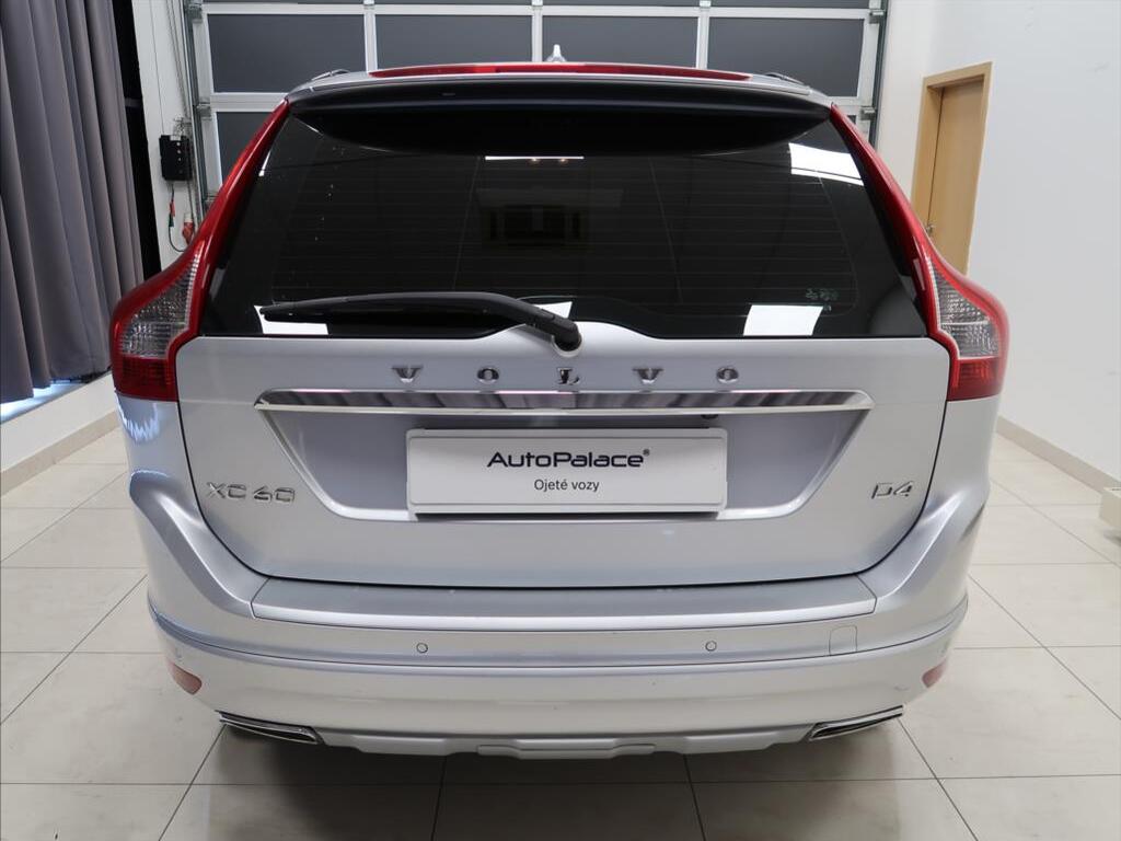 Volvo XC60 5