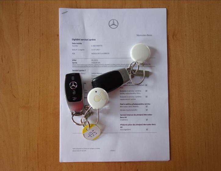 Mercedes-Benz Třídy E 42