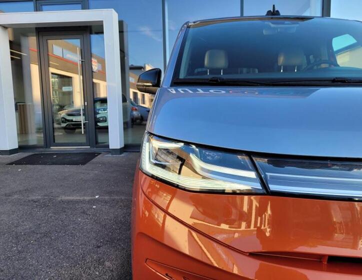 Volkswagen Multivan 5