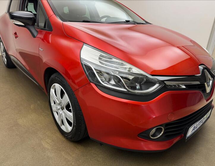 Renault Clio 30