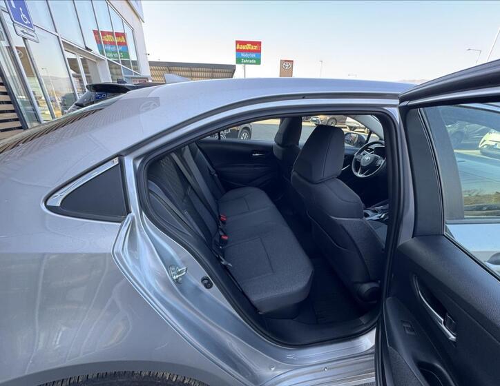 Toyota Corolla 10