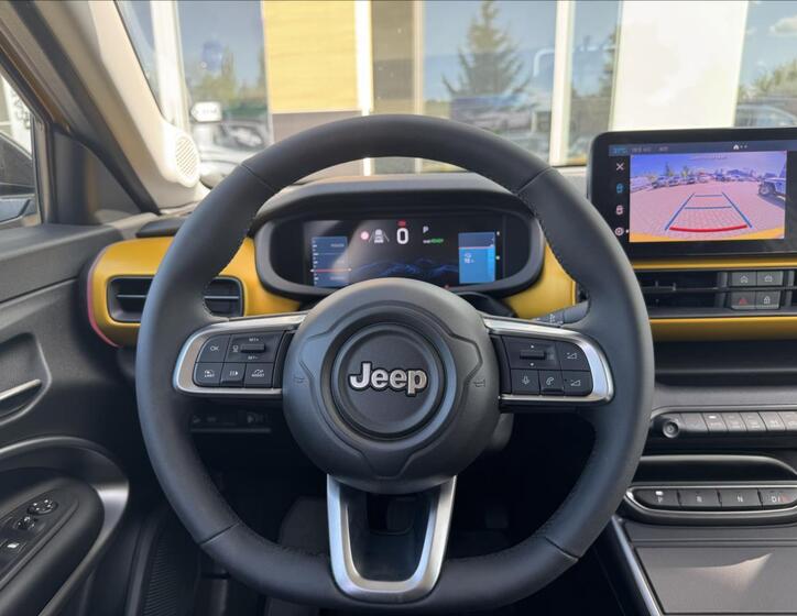 Jeep Avenger 13