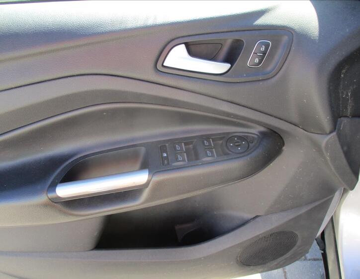 Ford Kuga 25