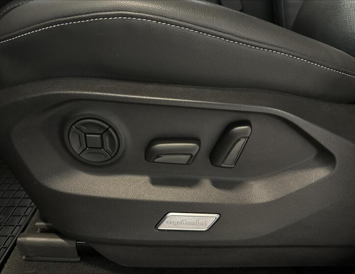 Volkswagen Touareg 36