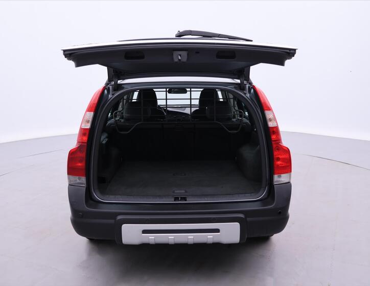 Volvo XC70 9