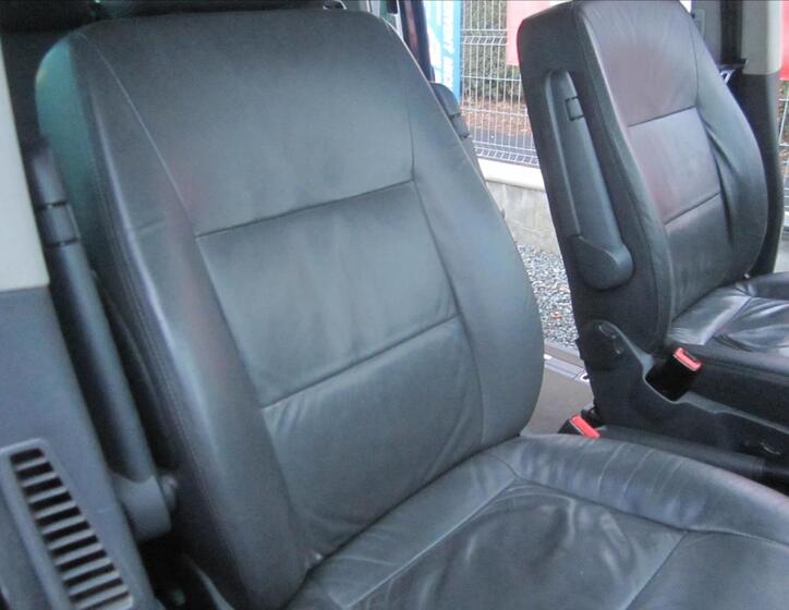 Volkswagen Multivan 27