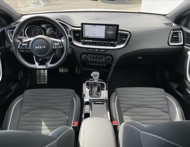 KIA ProCeed 6