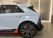 Hyundai IONIQ 36