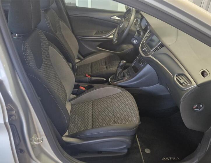 Opel Astra 13