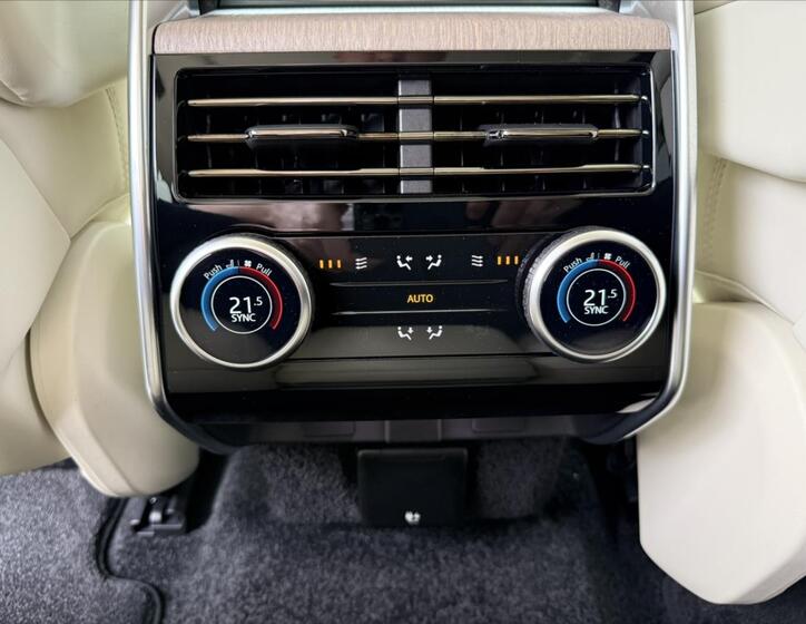 Land Rover Range Rover 31