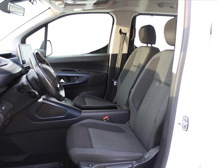 Peugeot Rifter 9