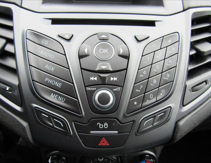 Ford Fiesta 18