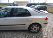 Renault Laguna 9