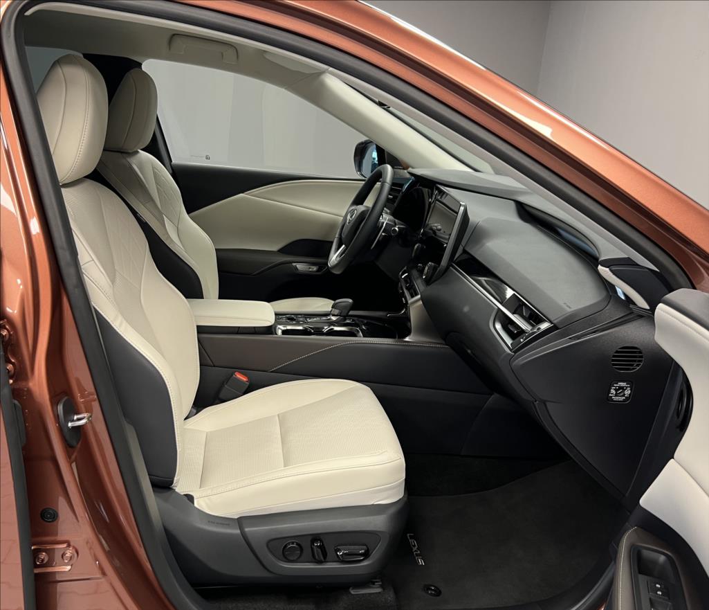 Lexus RX 450h plus