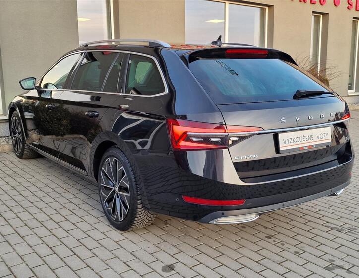 Škoda Superb 8